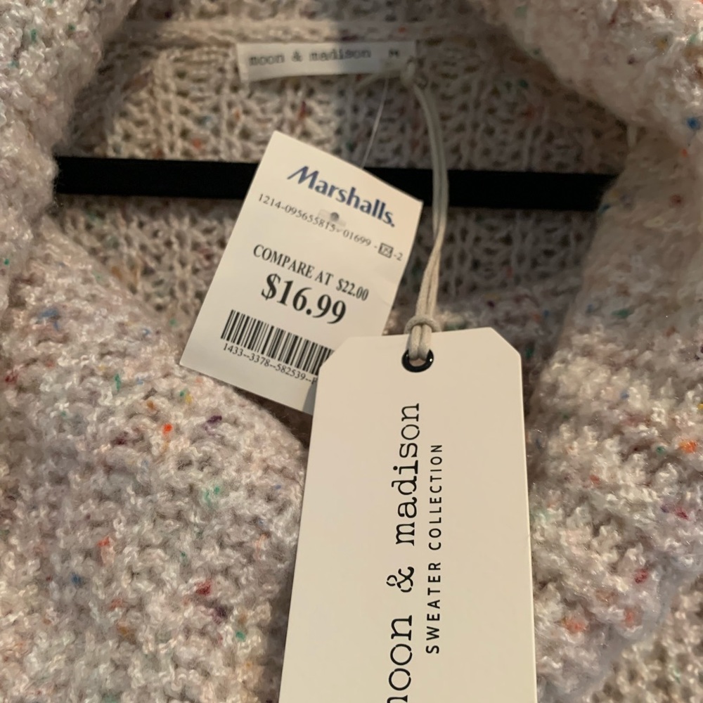 Cowl neck sweater - Picture 3 of 3